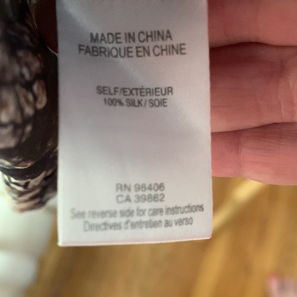 Theory snake print, long sleeve, 100% silk dress. - Picture 4 of 5